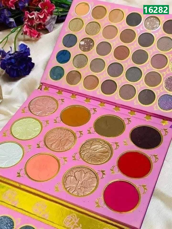 Bronze Girl 117 Color Eyeshadow Palette