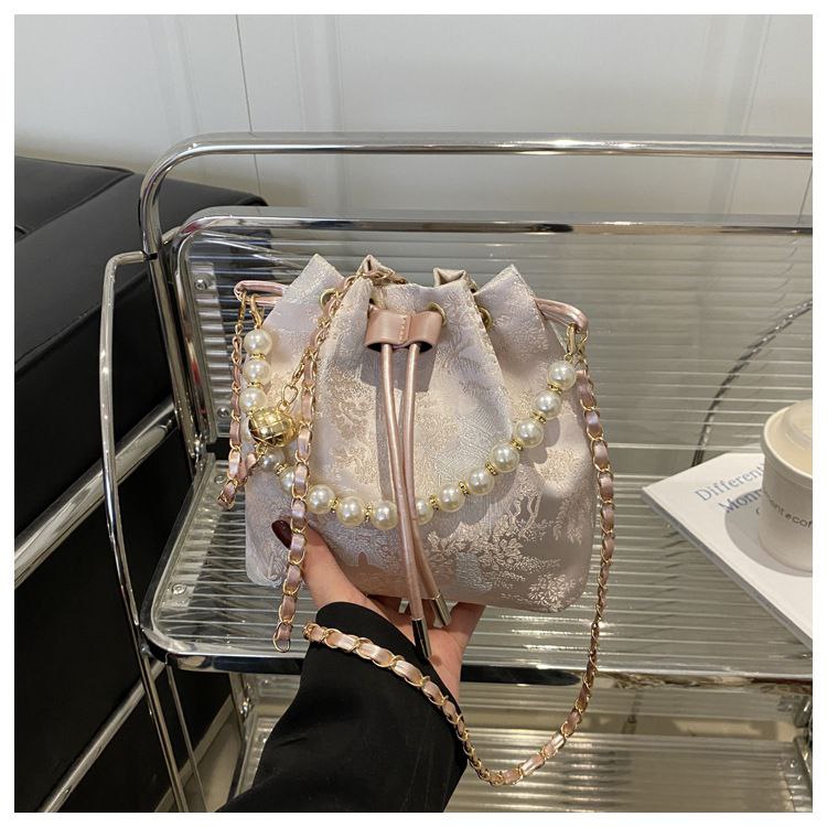 Chinese Embroidery Bucket Bag