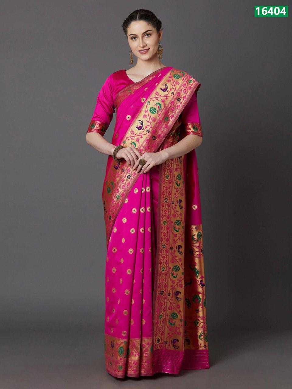 Latest & Exclusive Luxury Stylish Glorious Design Saree With Gorgeous Blouse Piece For Woman
