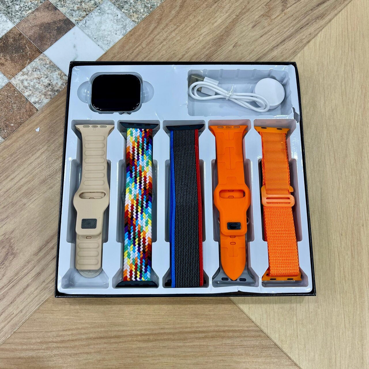 W10 Smart Watch 45mm – 10 in 1 Strap Edition for Men & Women